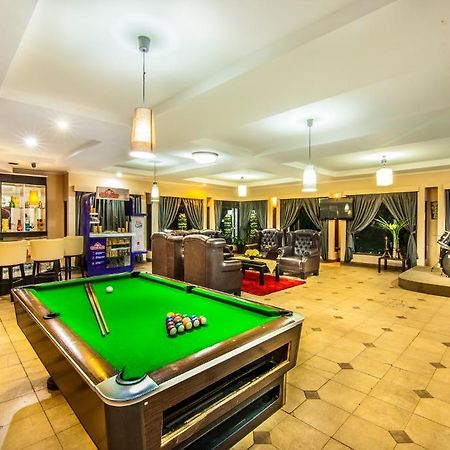 Grand Prioritas Hotel Bogor Bagian luar foto